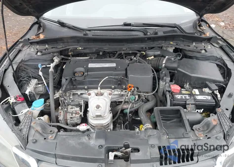 2014 Honda Accord Sport z USA, uszkodzony, nr VIN 1HGCR2F54EA125880